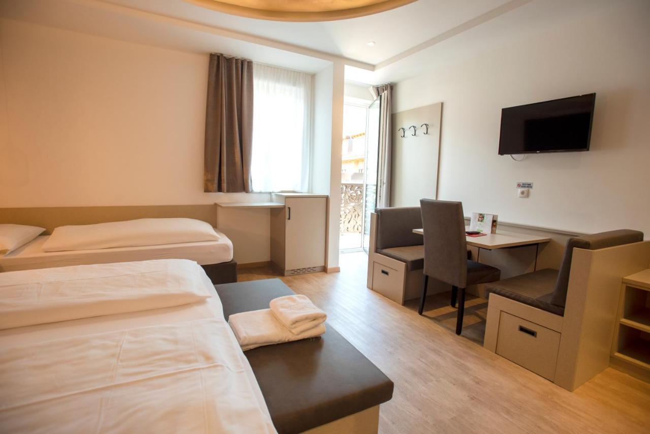 Hotel Chrys Bolzano Esterno foto