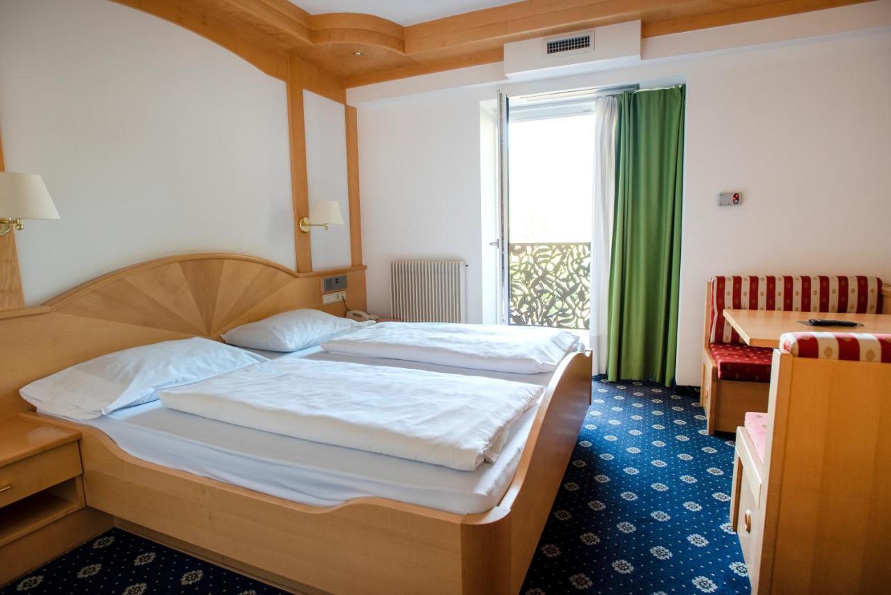 Hotel Chrys Bolzano Esterno foto