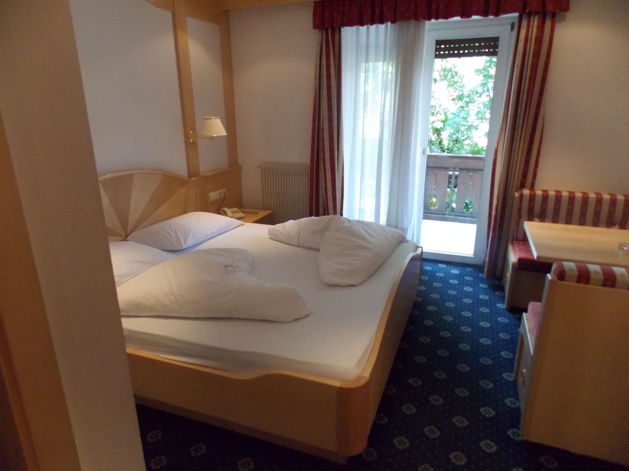 Hotel Chrys Bolzano Esterno foto